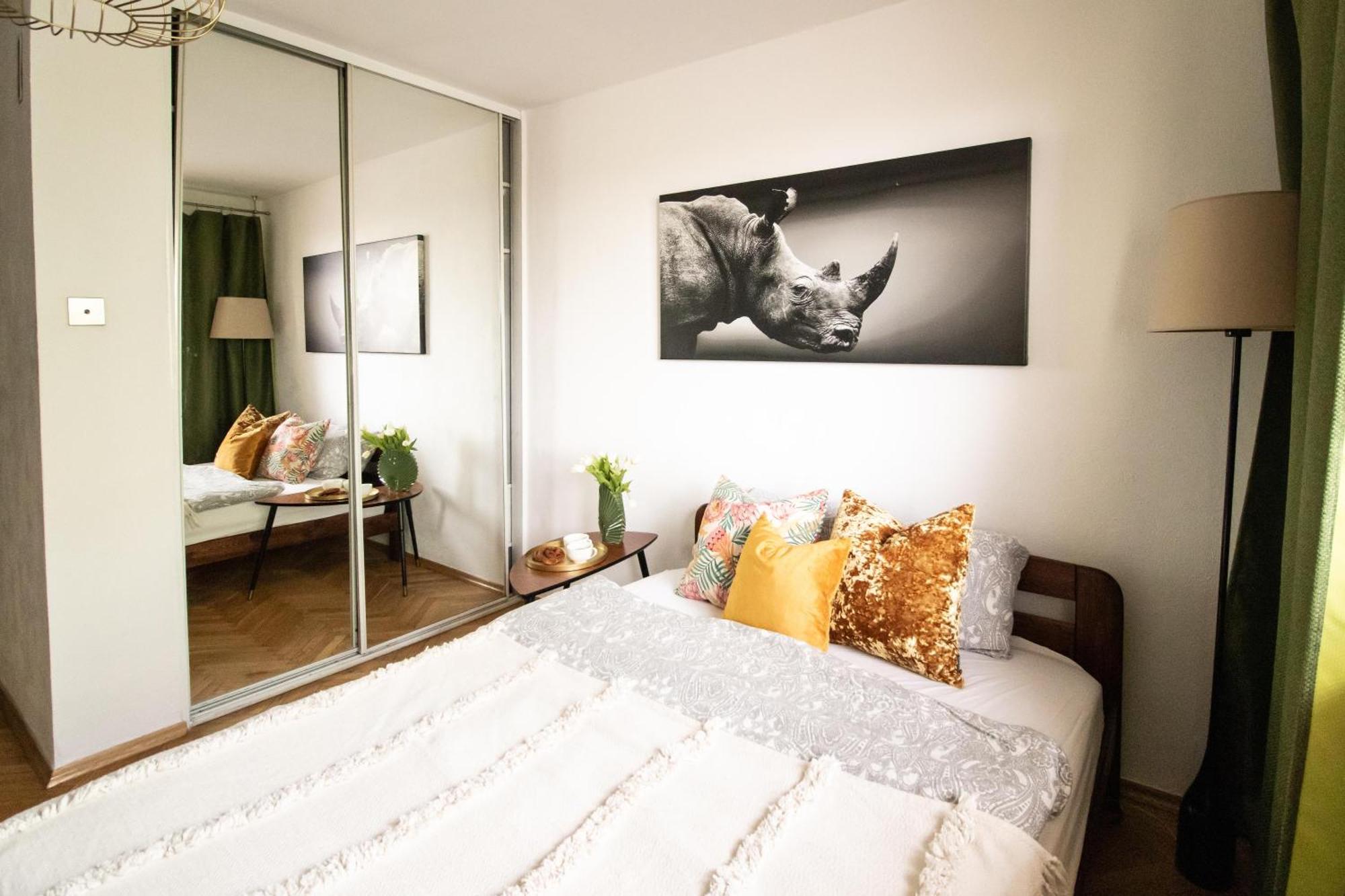 Piotrapartments - Big City Life Apartments In Central Warszawa Ngoại thất bức ảnh